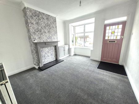 2 bedroom terraced house to rent - Photo 2