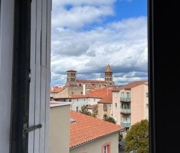 Location Appartement 2 pièces 47m² BRIOUDE 43100 - Photo 6