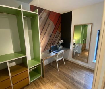 19 Whitegate Road, Huddersfield, HD4 - Photo 2