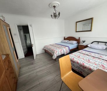 Strafford Road - Photo 4