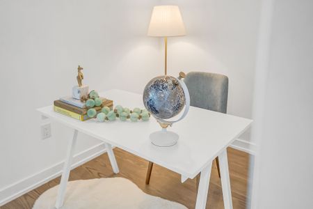 For Lease - 11 Wellesley Street Unit# 4704, Toronto, Ontario - Photo 3