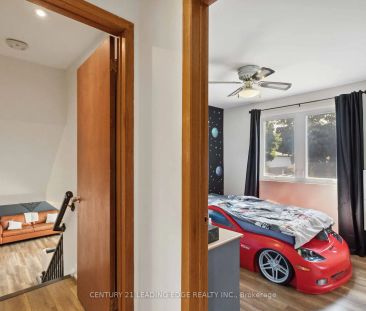 Detached Home For Lease | W9239445 - Photo 5