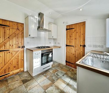 2 bedroom unspecified - Photo 5