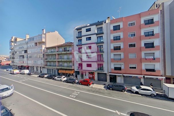 Apartamento T2 em Lisboa - Foto 1