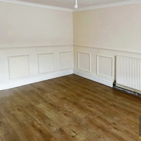 LEE CHAPEL SOUTH, BASILDON - Photo 1