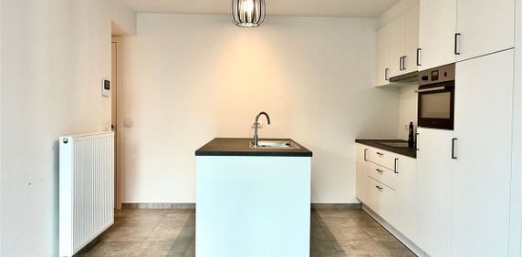 Appartement te huur in Waardamme voor € 750 met 1 slaapkamer - Photo 2