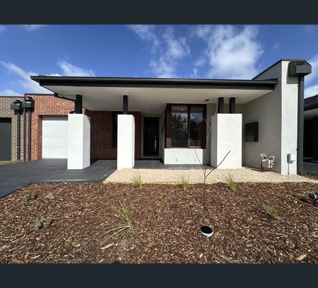 2 Dion Place, Harkness, Vic 3337 - Photo 4