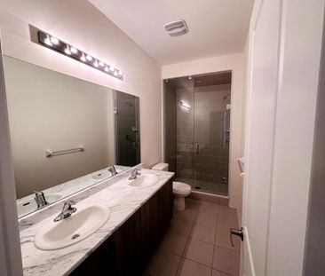 For Lease - 33 Drainie Street, Vaughan, Ontario - Photo 5