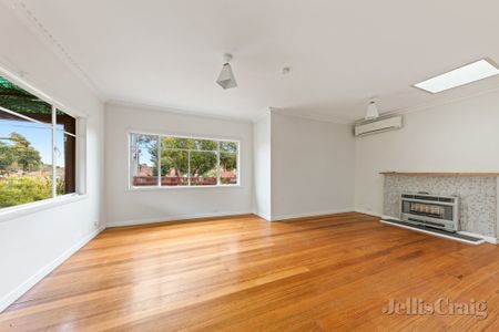 1/20 Keats Avenue, Kingsbury - Photo 2