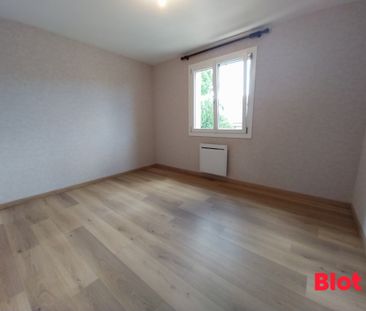 Location Maison 6 pièces 120m² THORIGNE FOUILLARD 35235 - Photo 3