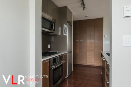 1808 West 3rd Avenue, Unit# 503 - Photo 4