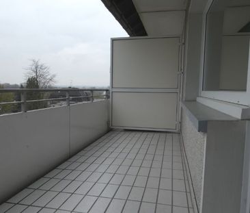 moderne 3 Zimmer Wohnung mit Balkon Nähe Schlosspark - Foto 2