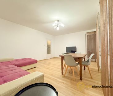 odnowione, przestronne mieszkanie w centrum - Zdjęcie 2