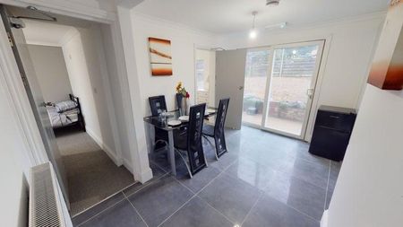 1 bedroom terraced house to rent - Photo 2