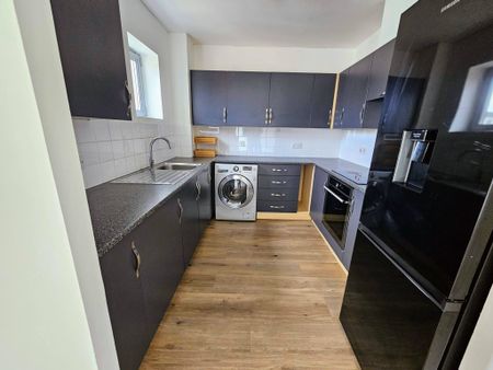 Bright & Quiet Flat in Ideal Location in Bracknell - Photo 4