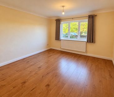 Fairlands Avenue, Surrey, GU3 - Photo 6