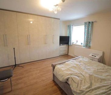 Queens Way, London, NW4 - Photo 6