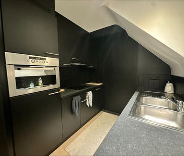 Stijlvol bemeubeld instapklaar dak-duplexappartement (+-75m²)met 2 ... - Photo 5