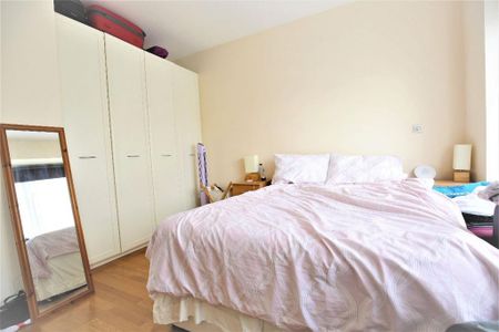 3 bedroom flat to rent - Photo 5