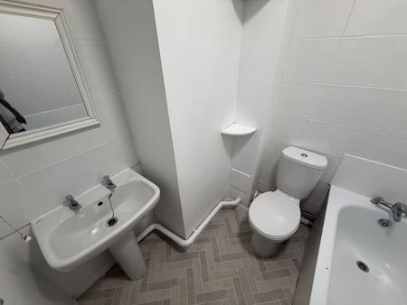1 Bed Flat, Gasson House, SE14 - Photo 4