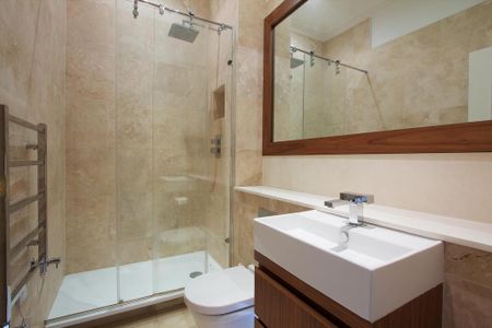 2 bedroom flat to rent - Photo 4