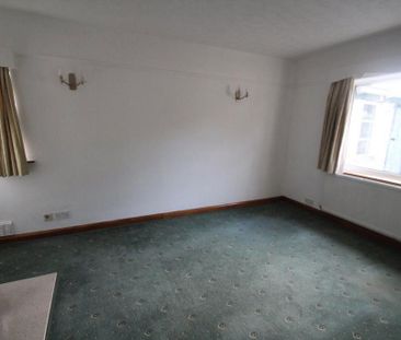 3 bedroom bungalow to rent - Photo 2