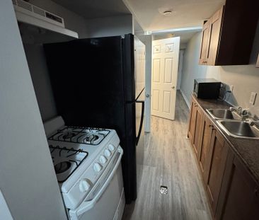 140 Osgoode - Photo 5