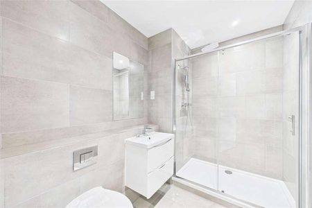 West Street, Maidenhead, Berkshire, SL6 - Photo 4