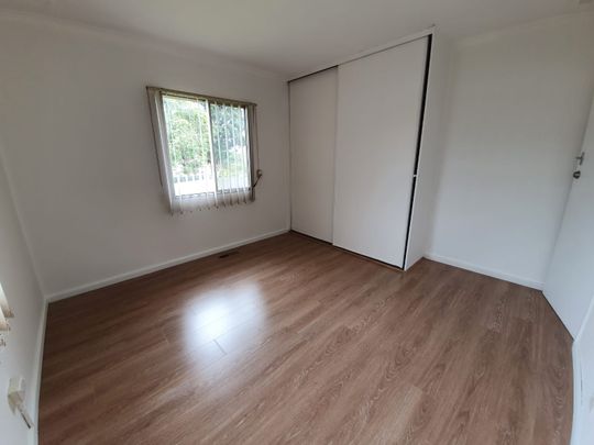 1/10 Binalong Avenue, Chadstone VIC 3148 - Apartment For Rent | Domain - Photo 1