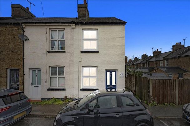 2 bedroom terraced house to rent - Photo 1