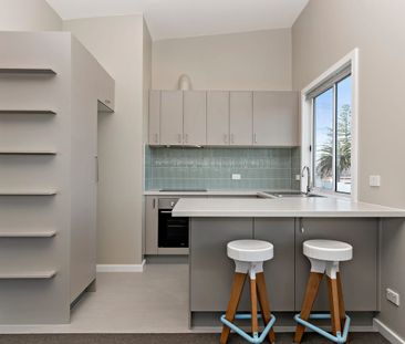 Space and Stylish One Bedder - Photo 6