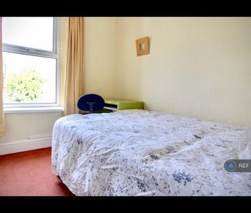 4 bedroom terraced house to rent - Photo 4