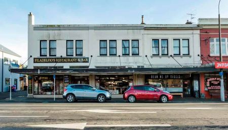 Super convenient living ! - Photo 2