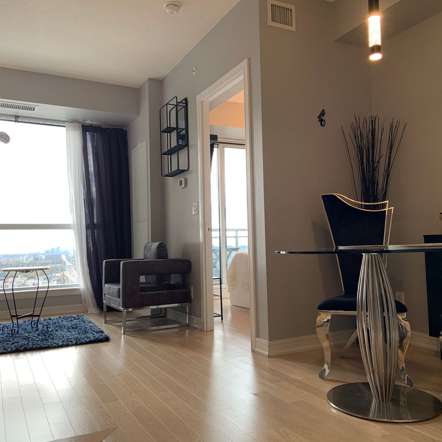 For Lease - 9201 YONGE Street Unit# 2108, Richmond Hill, Ontario - Photo 1