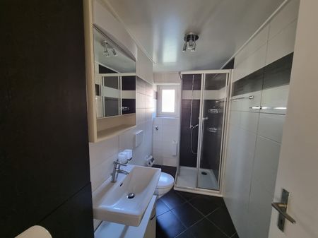 Grand appartement de 4 pièces situé au centre du village - Photo 3