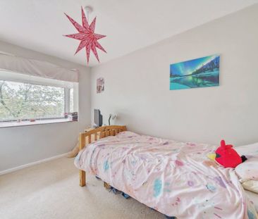 3 Bedroom - Northlands Drive, Winchester - Photo 6