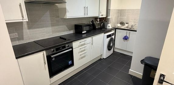 Room in a Shared House, Old Kent Road, SE15 - Photo 2