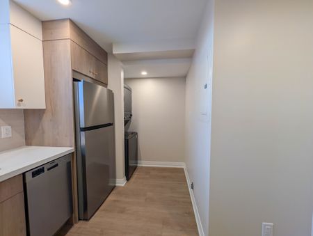 3865 Front St, Niagara Falls - Waterfront 1 Bedroom Apartment - Photo 5