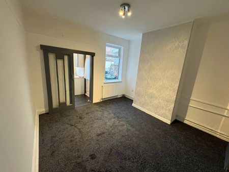 2 bed Terraced - To Let - Photo 3