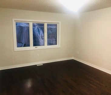 For Lease - 66 Kempsford Crescent, Brampton, Ontario - Photo 3