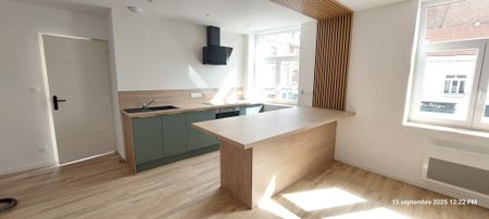 Location Appartement 3 pièces 83m² CAMBRAI 59400 - Photo 3