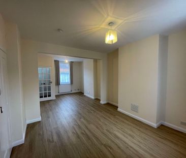 2 bedroom house to rent - Photo 1