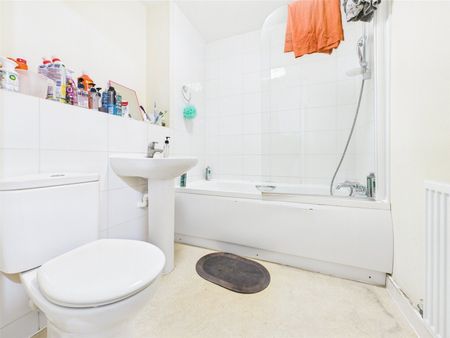 Academy Place, Isleworth, Middlesex, TW7 - Photo 5