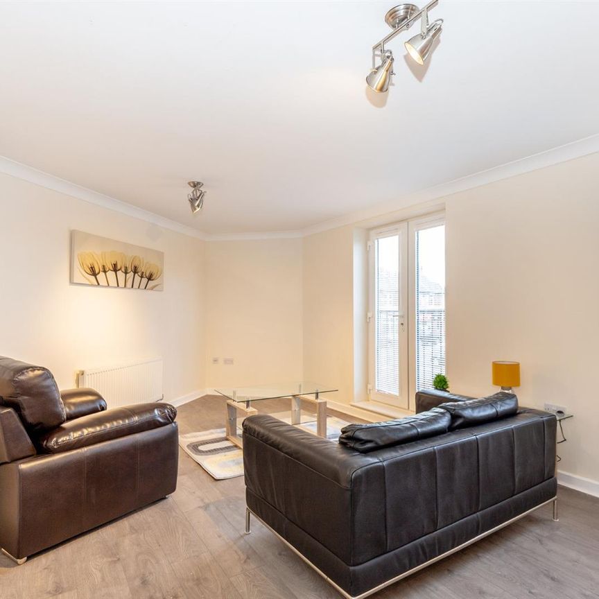 2 bed apartment to rent in Chillingham Road, Heaton, NE6 - Photo 1