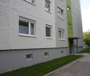 Neugestaltete, geräumige 2-Raum-Wohnung mit großem Bad - Foto 2