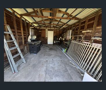 Conveniently Located! - Photo 6