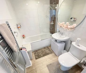 2 bedroom flat to rent - Photo 6