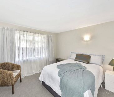 Harewood, 2 bedrooms - Photo 2