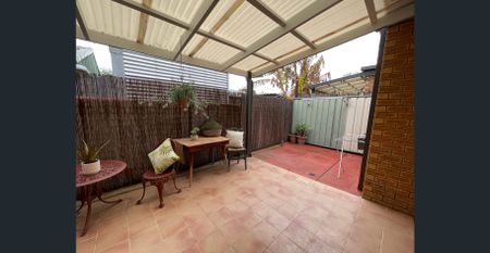 Furnished 1 Bedroom Unit - Photo 4