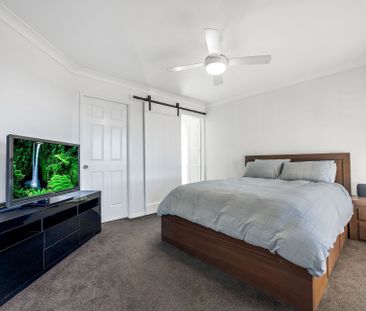 Modern Family Home in Peaceful Marmong Point Location - Photo 6